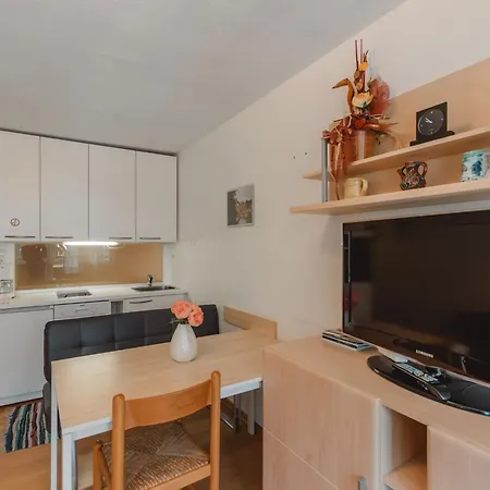 Apartment Winnie By Interhome *